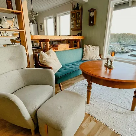 Seaside With Archipelago Views In Radoy Ferienhaus Bovagen