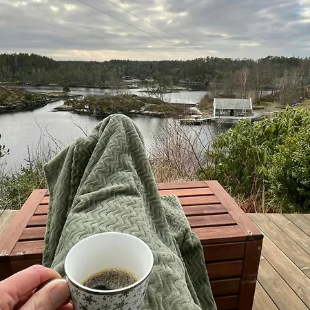 Seaside With Archipelago Views In Radoy Ferienhaus Bovagen