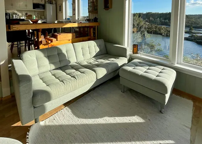 Seaside With Archipelago Views In Radoy * Bovagen