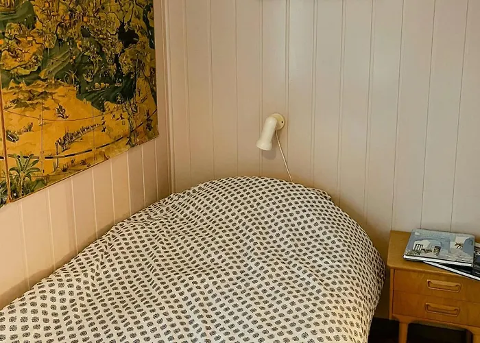 Seaside With Archipelago Views In Radoy Semesterbostad