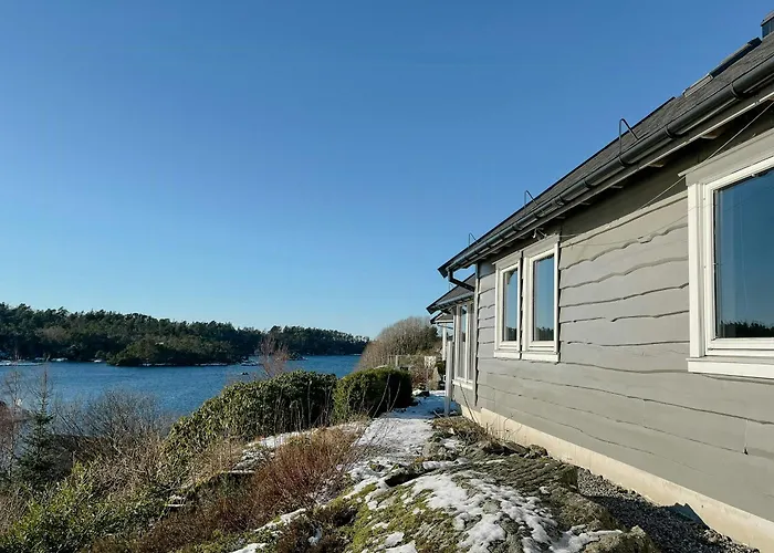 Seaside With Archipelago Views In Radoy * Bovagen