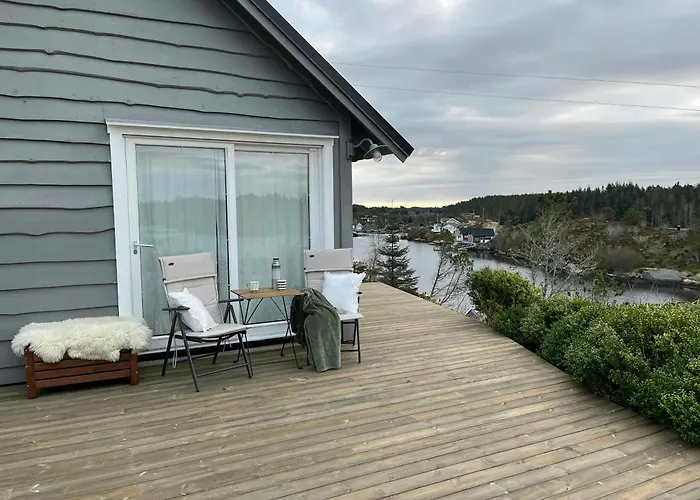 Seaside With Archipelago Views In Radoy Bovagen