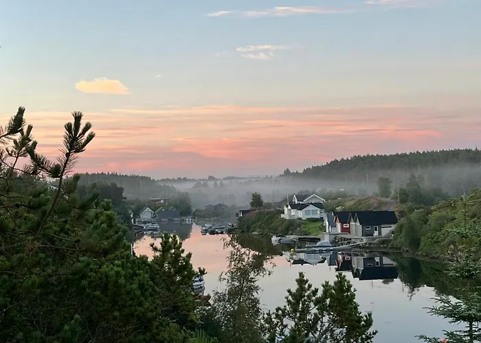 Seaside With Archipelago Views In Radoy Semesterbostad