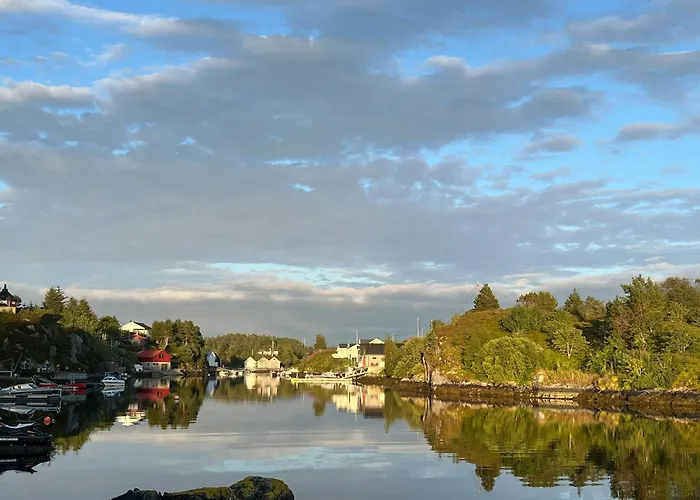 Seaside With Archipelago Views In Radoy